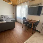 Yenice Apartment *
