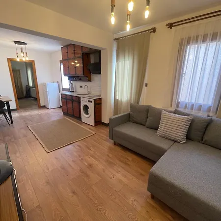Yenice Apartment *